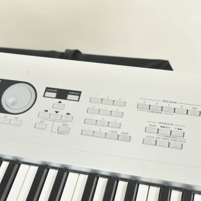 Korg TRITON Le 88 Music Workstation Keyboard CG00WP2 image 7