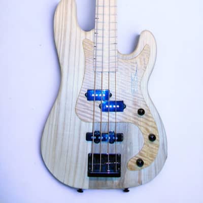 Kritz 4-string P-bass Deluxe - Satin Finishing for sale