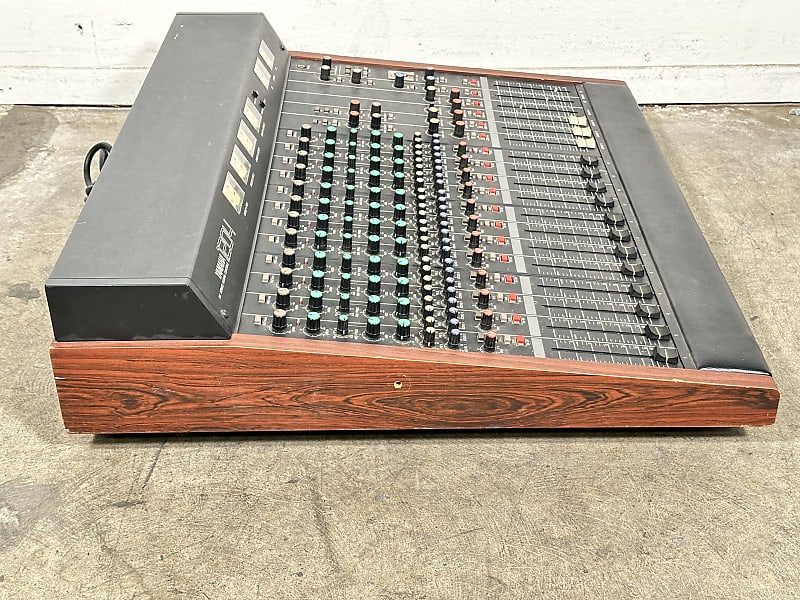 Yamaha MC1204 Analo Audio Mixer Board | Reverb