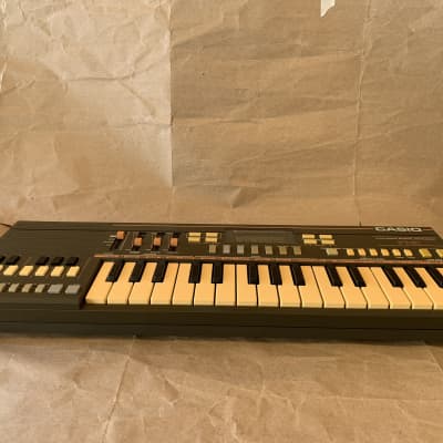 Casio PT-31 31-Key Mini Synthesizer