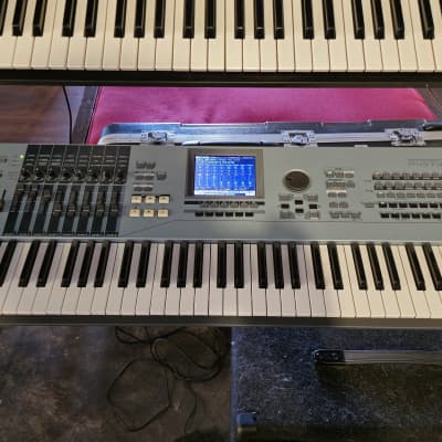 Yamaha Motif XS 7 Production Synthesizer 2000s - Gray