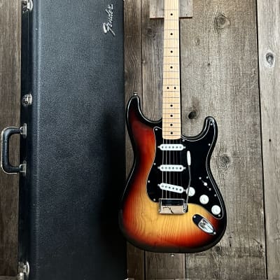Fender Stratocaster 1976 Sunburst All Orig with orig Case & Case Candy image 2