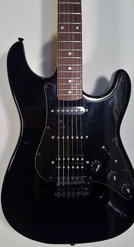 マ－シャル】 ロケットスペシャル エレキギター(黒色）