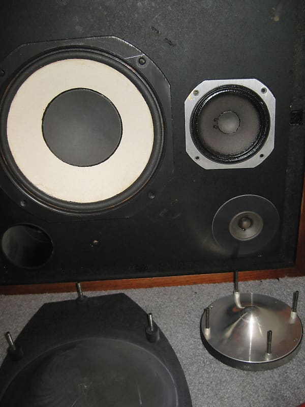 RARE!! Vintage JBL S105 Aquarius I three-way speakers - Refoamed