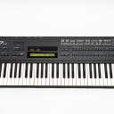 Yamaha DX7IID Excellent condition!! +2ROMs & Case!!