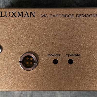 LUXMAN XA-1 MC Cartridge Demagnetizer w/ original box In Excellent Condition image 4
