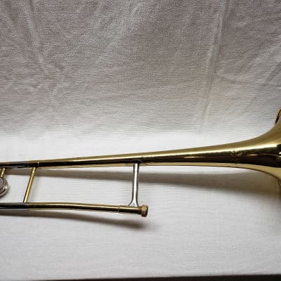 Yamaha YSL-354 Standard Trombone Student Tenor Trombone w/ Case and Mouthpiece. Serviced and Ready! image 5