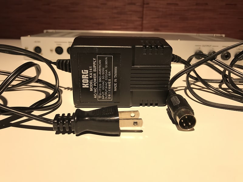 希少 ☆ KORG DL8000 R デジタルマルチタップディレイ Korg DL8000R Rack Delay - US power version - Rare | Reverb