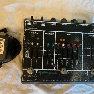 Electro-Harmonix 16 Second Digital Delay | Reverb