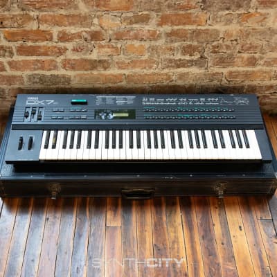 Yamaha DX7S Programmable Algorithm Synthesizer