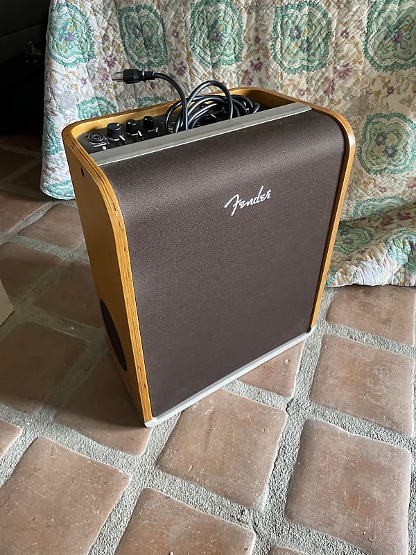 Fender Acoustic SFX 2-Channel 2 x 80-Watt Stereo Acoustic Guitar Amp |  Reverb