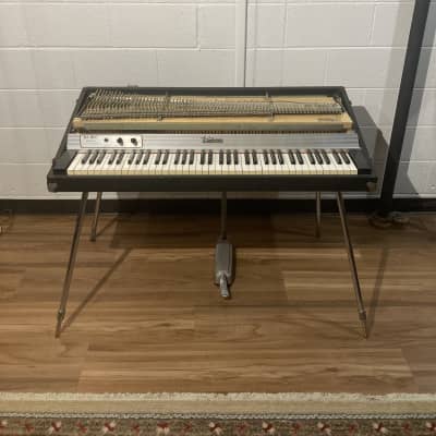 Fender Rhodes Mark I Stage 73-Key Electric Piano 1969 - 1974 - Black Rounded Top image 6
