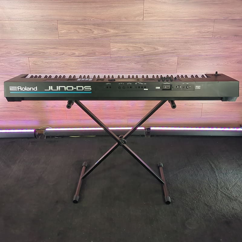 Roland Juno DS88 Synthesizer