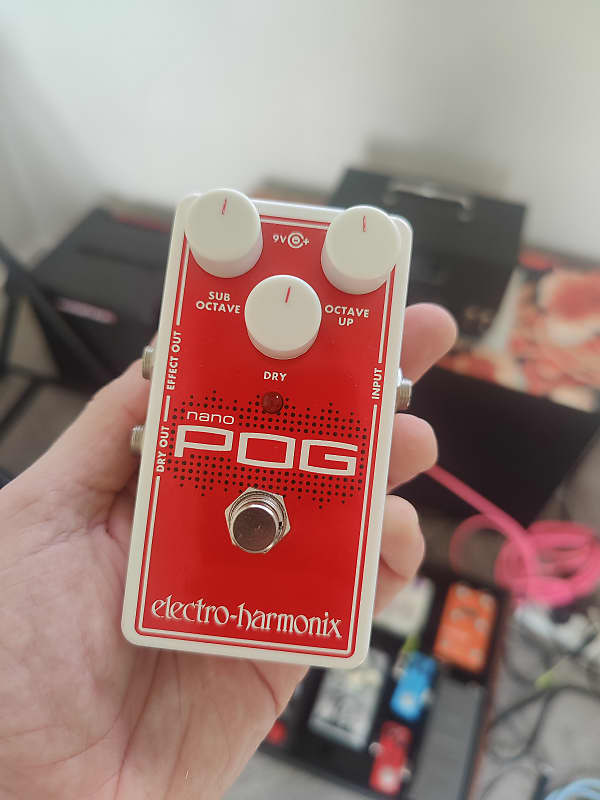 Electro-Harmonix Nano POG Polyphonic Octave Generator | Reverb