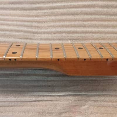 Anonymous 22 frets torrefied / baked / roasted maple guitar neck and fingerboard (strat neck pocket) image 4