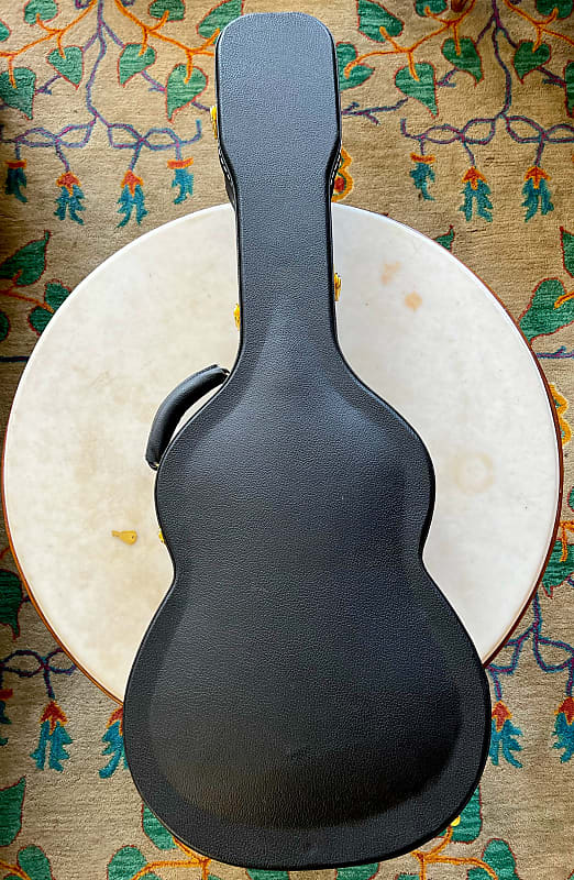 Silver Creek Classical Guitar Case 2022 Black Tolex Reverb