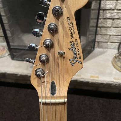 Vintage 1993 Fender Stratocaster MIM Black Electric Guitar Original Sales Slip image 3