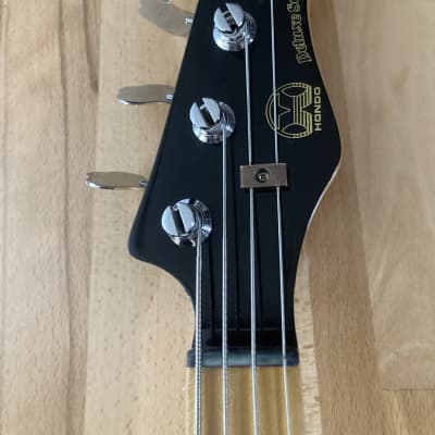 Hondo Deluxe 830 (precision bass) image 1