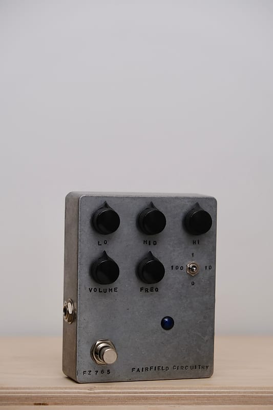 Fairfield Circuitry Four Eyes Crossover Fuzz | Reverb Canada