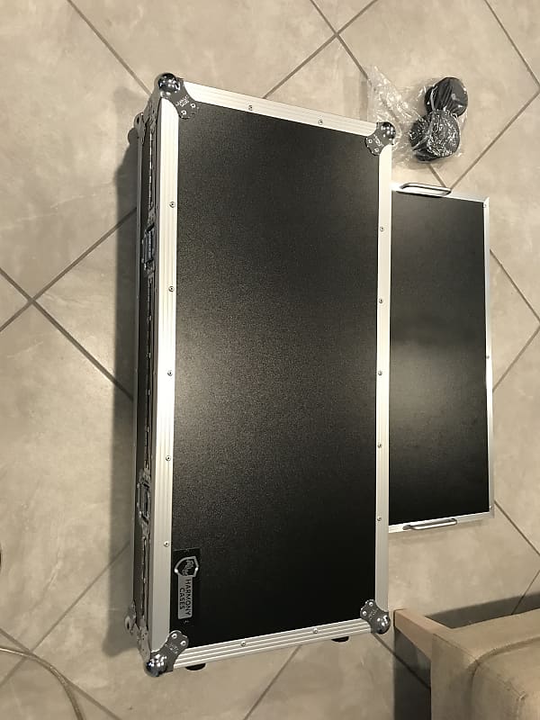 Harmony Cases HCPEDAL32 Custom Hard ATA Flight 32