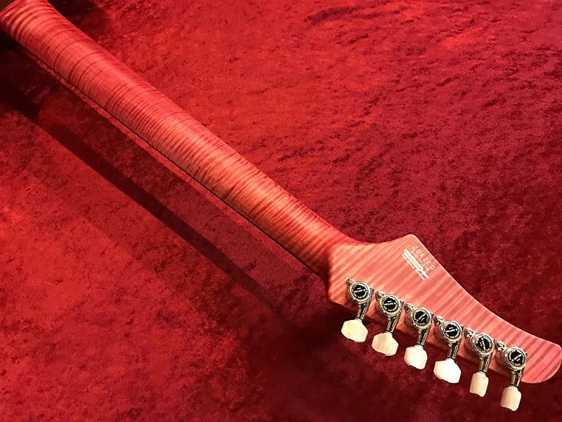 T’s guiters DST-24 order T's Guitars DST-24 Carved Top 7 Strings - Frozen Sky- / Shop