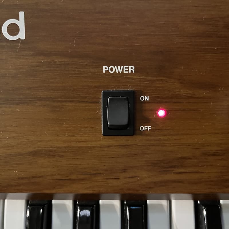 電子ピアノ Piano Plus30 Roland HP-30 木目調 61鍵盤 電子ピアノ Piano Plus30 Roland HP-30 木目調 61鍵盤 - メルカリ