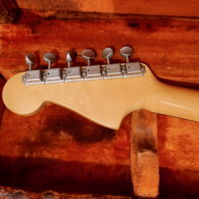 Fender Jazzmaster 1960 - Ice Blue Metallic - Refin image 10