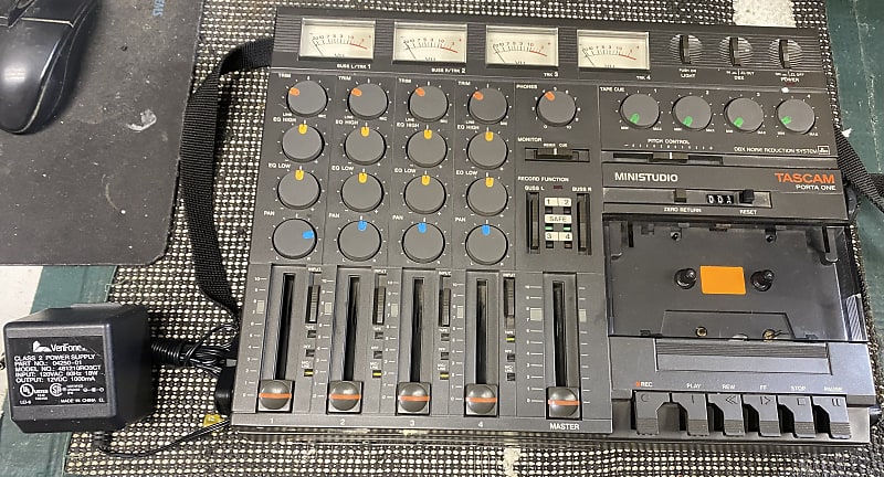TASCAM PORTA ONE カセットmtr カセットテープMTRの名機TASCAM PORTA