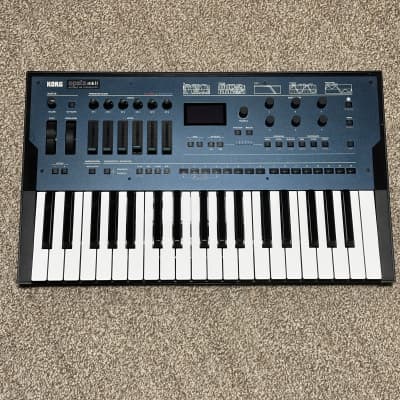 Korg Opsix mkii 37-Key Altered FM Synthesizer