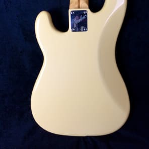 Fender P-bass 1983 Cream/off White P Bass image 11