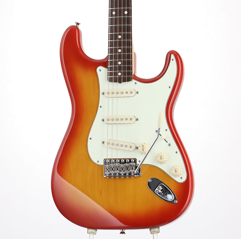 Fender Japan ST62 Cherry Burst (S/N:JD14007114) (06/15)