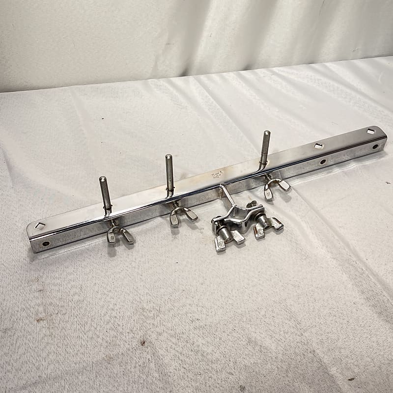 Latin Percussion LP372 The Everything Rack Reverb