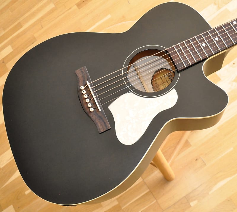 ART & LUTHERIE Legacy Faded Black CW Presys II / Made In Canada / Acoustic-Electric Cutaway Concert Size Guitar image 1