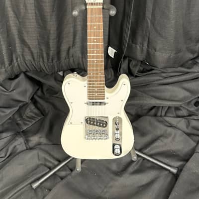 Five-Star Mini-Tele 2022-2023 - White image 4