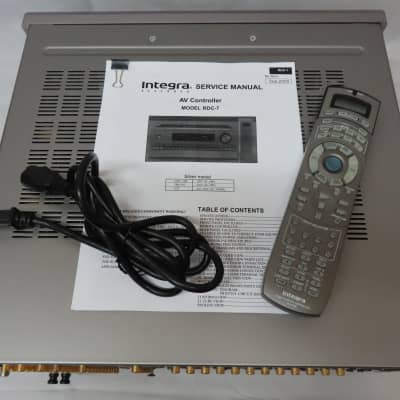 ONKYO Integra AVコントローラー RDC-7 通電確認のみ Onkyo Integra Research RDC-7 AV Controller (Preamplifier