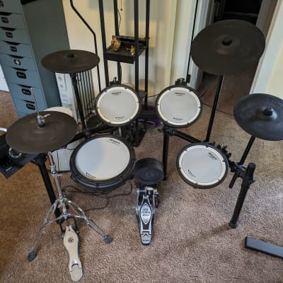 Roland TD-17KVX V-Drum Kit with Mesh Pads