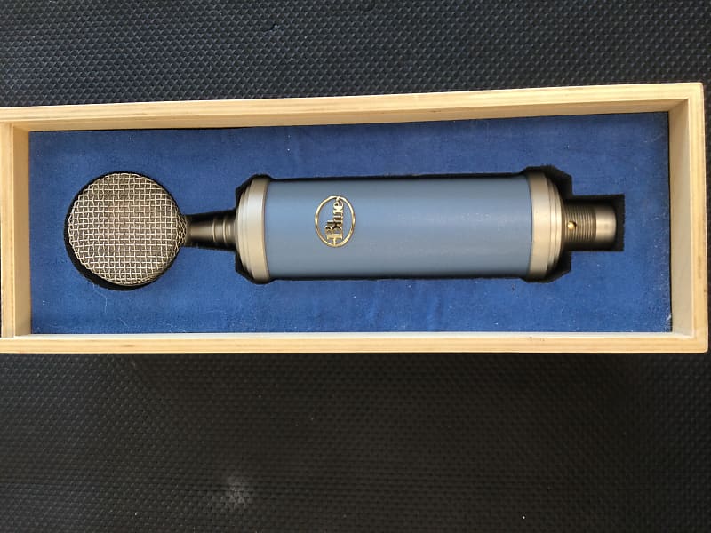 Blue Bluebird Large Diaphragm Cardioid Condenser Microphone