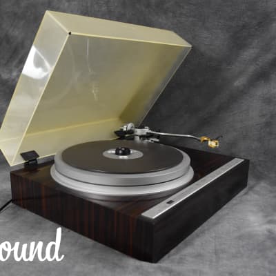 Sansui XR-Q7 Silent Synchrotor Direct-Drive Turntable in Very Good