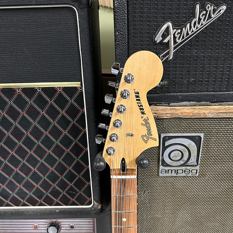Fender Player Series Mustang Electric Guitar With Maple