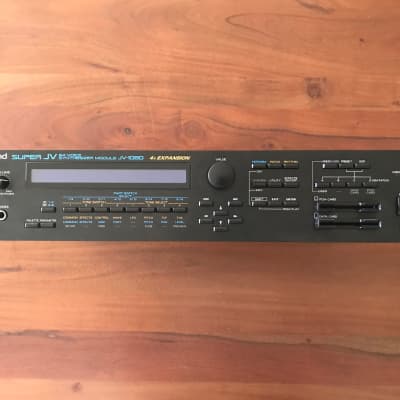 Roland JV-1080 64-Voice Synthesizer Module 1994 - 2001 - Black