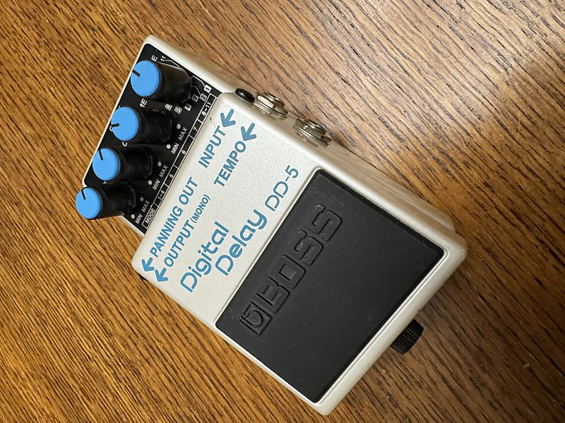 Boss DD-5 Digital Delay | Reverb Canada