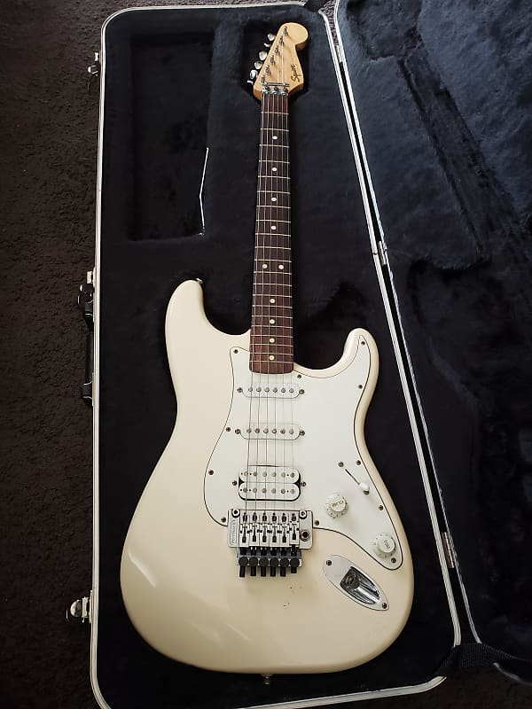 Mexican fender stratocaster with floyd deals rose