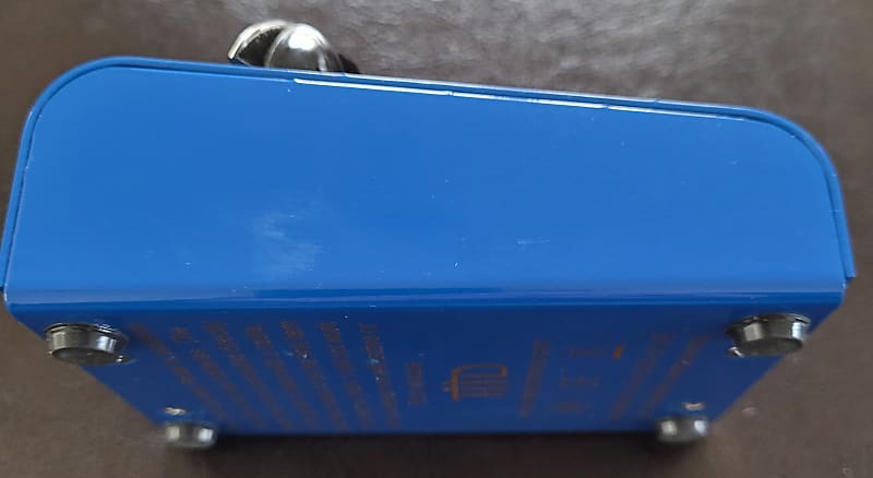 THD Quintet Tone Curve Pedal Blue