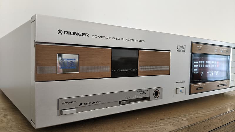 Pioneer P-D70 - vintage audio laser