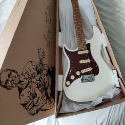 Sire Sire Larry Carlton Stratocaster S7 SSS Vintage Left-handed Brand New 2023 for sale