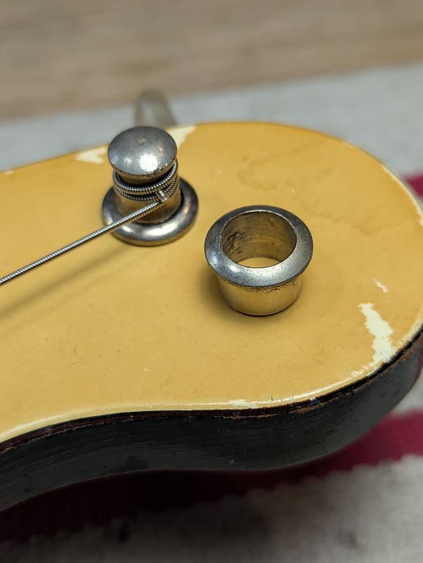 Hofner Bass tuner bushing 1960-1980 - Nickel image 1