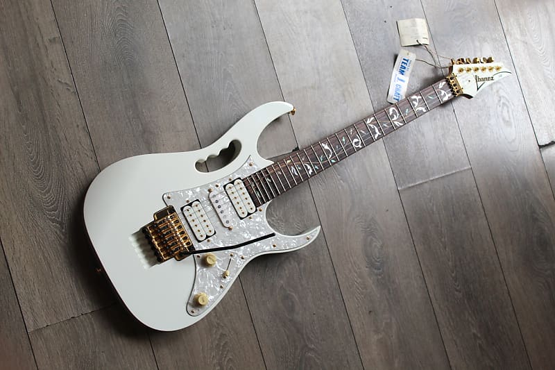 Amazon | Ibanez アイバニーズ エレキギター JEM7V Steve Vai