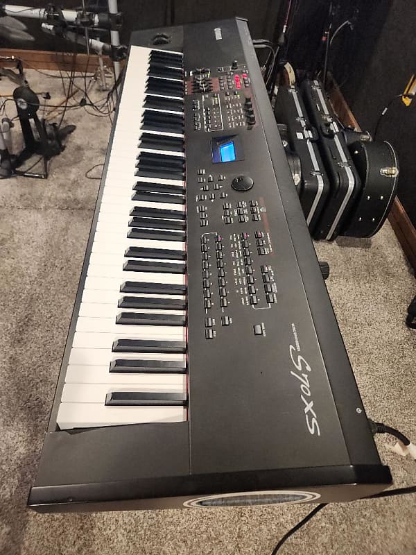 Yamaha S70XS synth workstation 2019 - factory grey | Reverb