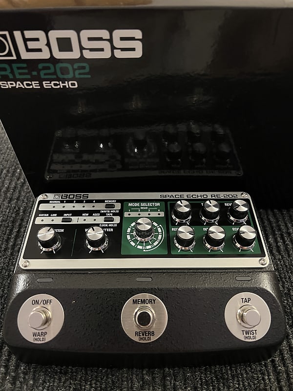 Boss RE-202 Space Echo