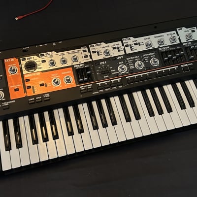Roland SH-201 analogue modeling synthesizer